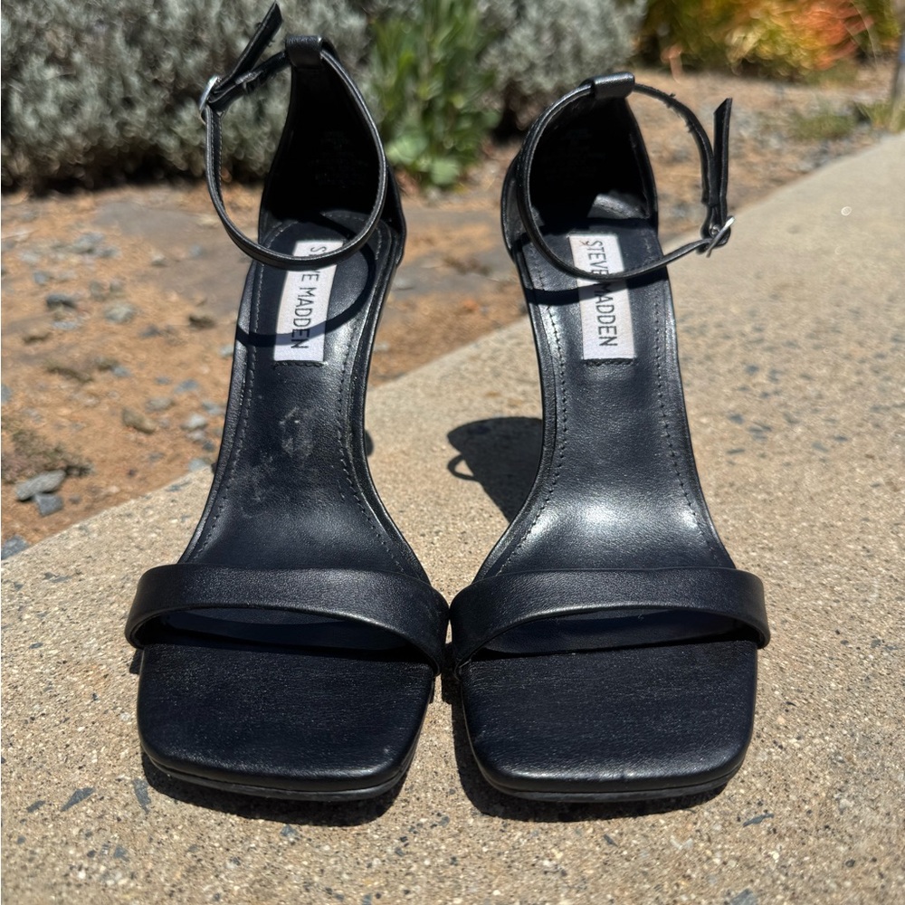 Steve Madden Black Ankle-Strap Block Heel Sandals